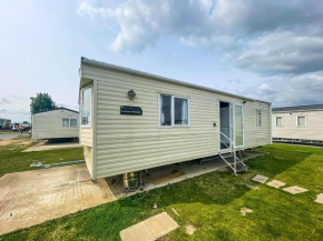 Superb Caravan With Free Wifi At Seawick Holiday Park Ref 27922Sw